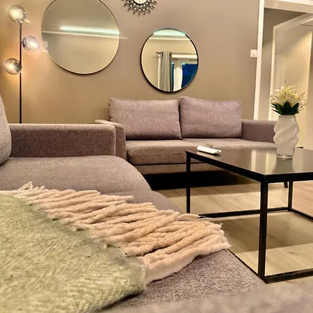 Aurora Comfort 3br By Polaria Free Parking Apartment *