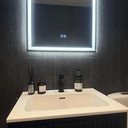 Aurora Comfort 3br By Polaria Free Parking Apartment
